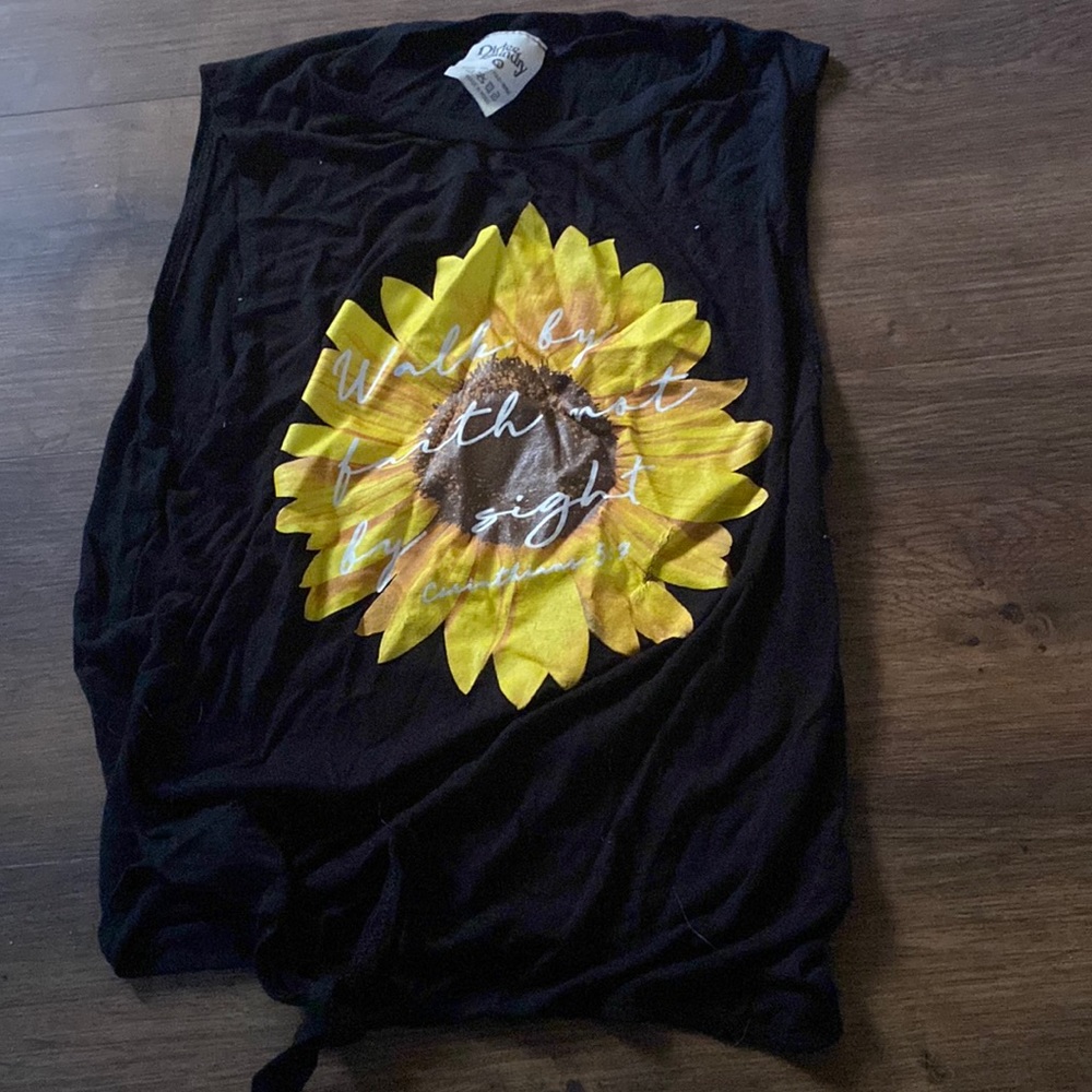 black shirt